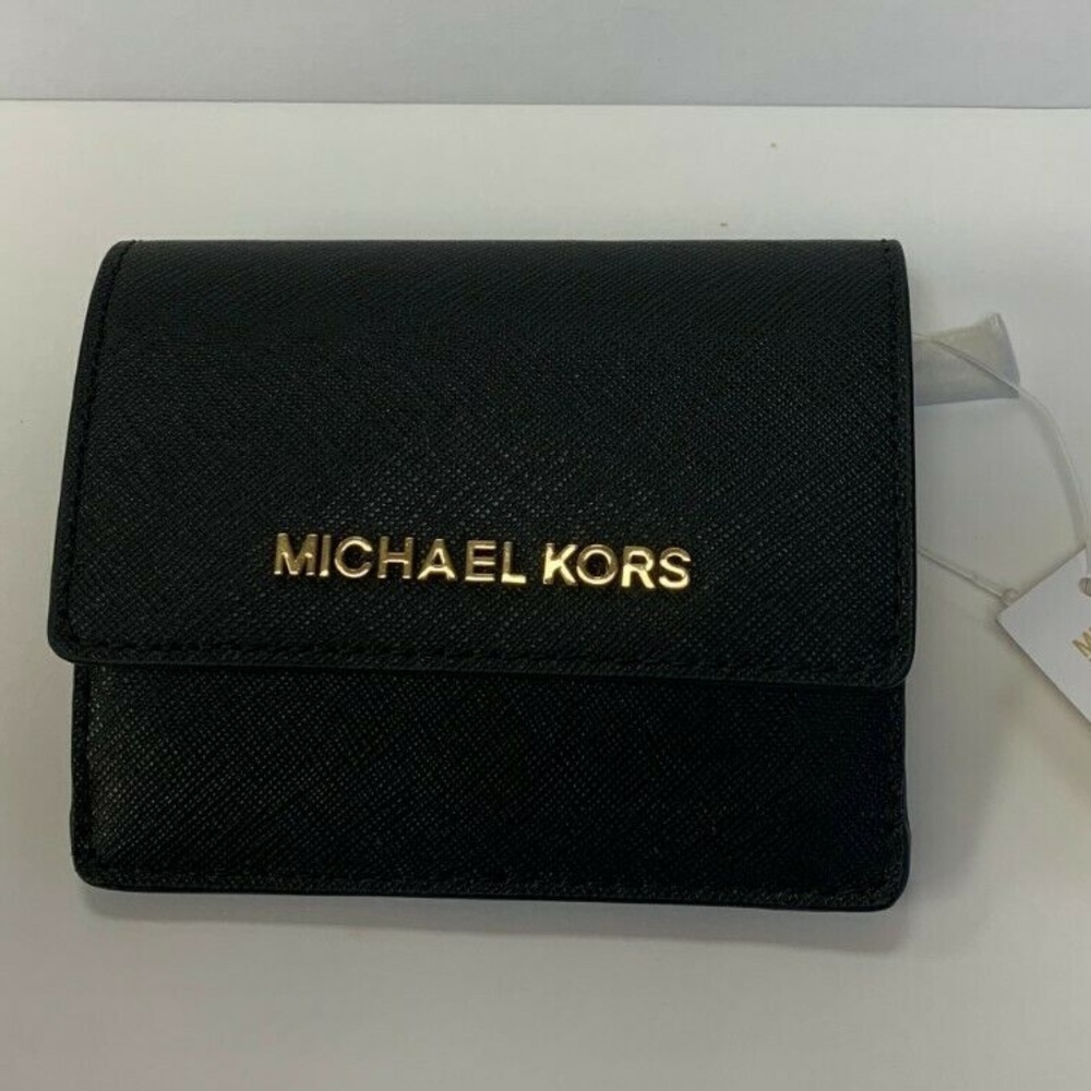 Michael Kors Jet Set Travel, Wallet, with Key chai